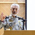 ایڈمیرل سیاری: ایران اکیلا مقابلہ کررہا ہے